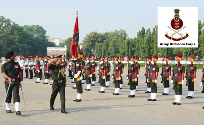 Indian Army Ordnance Corps Officer's Service Dress Cap Badge