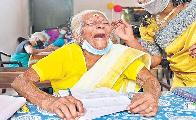 104 year old kuttiyamma scores 89percent kerala basic literacy exam