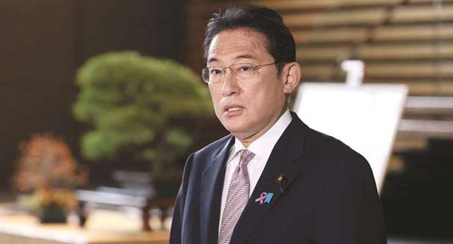 Japan PM unveils $490bn stimulus package