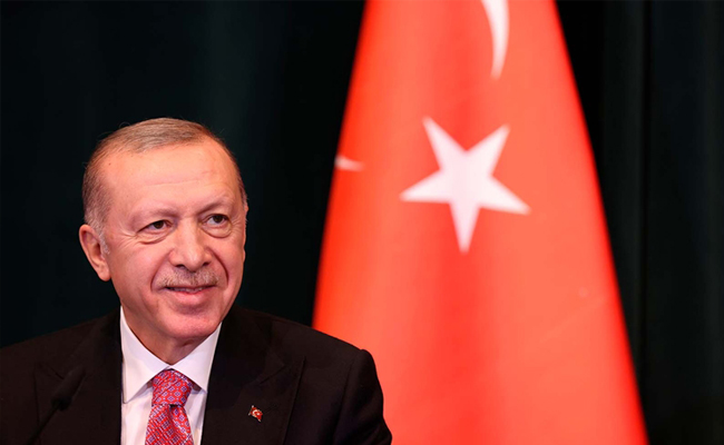 Turkish President says he is willing to serve as mediator, host a summit between Ukrainian and Russian presidents