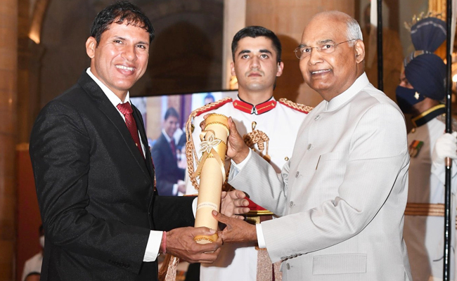 Devendra Jhajharia becomes first para-athlete to receive Padma Bhushan