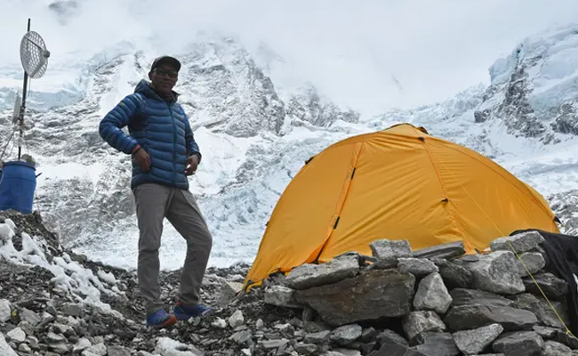 Nepal’s Kami Rita Sherpa climbs Mount Everest for 26th time