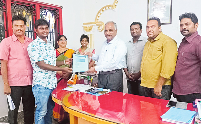 twenty two lakh package for IIIT ongole student Ajay Panthagani