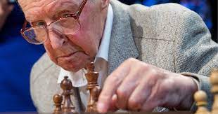 chess grandmaster Yuri Averbakh passes away