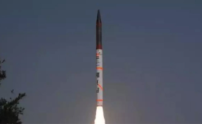 India successfully tests nuclear capable Agni 4 ballistic missile