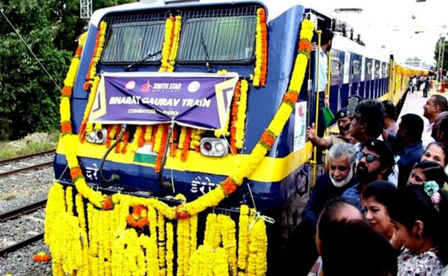 India’s 1st private train service flagged off under ‘Bharat Gaurav Scheme’