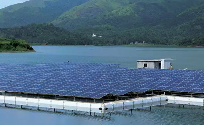Largest floating solar power project in Kerala