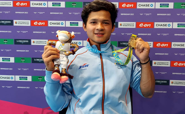 Jeremy Lalrinnunga wins Gold in men’s 67 kg weightlifting