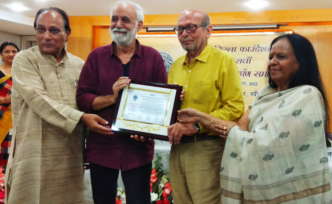 Hindi writer Dr.Asghar Wajahat awarded with 31st Vyas Samman