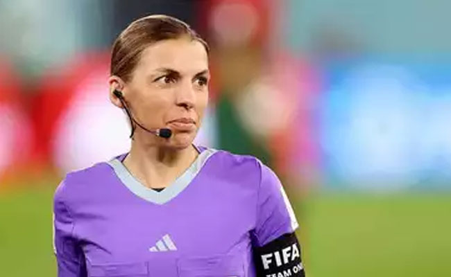 Stéphanie Frappart to become first female referee
