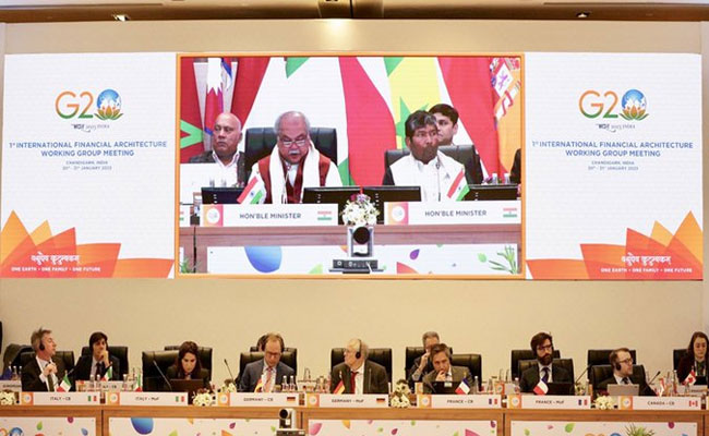 India’s G-20 Sherpa Mr Amitabh Kant inaugurates India’s first Model G-20 Summit organised by Rambhau Mhalgi Prabodhini’s Indian Institute of Democratic Leadership