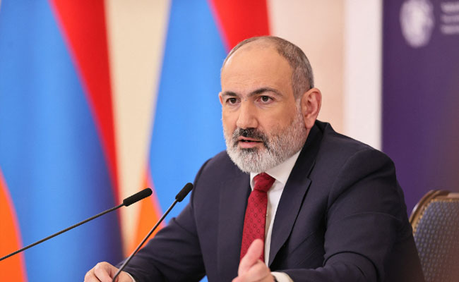 Armenian PM announced to be peace treaty between Armenia and Azerbaijan based on joint official statements