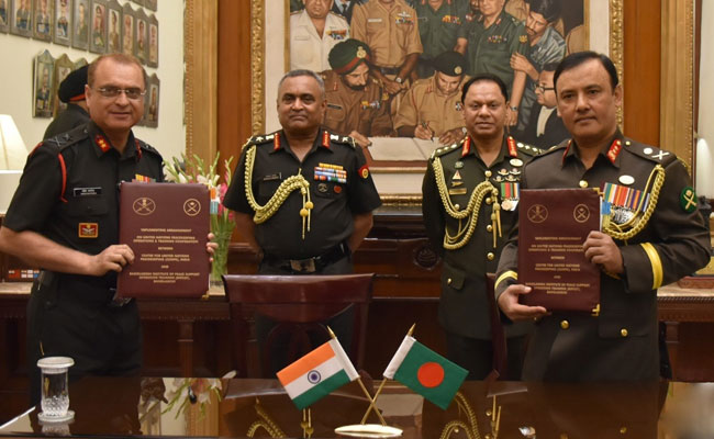 Bangladesh Army Chief meets CDS, Chief of Army Staff in Delhi