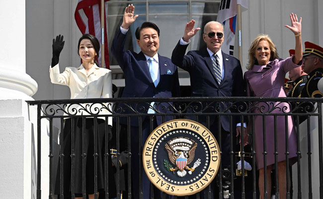 U.S. President Joe Biden & South Korean President Yoon Suk Yeol agree to strengthen South Korea's defences and regularly deploy U.S. strategic assets