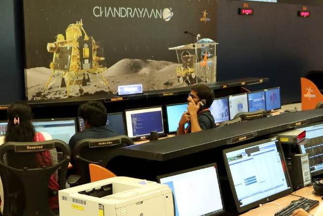 ISRO's Lunar Probe Lands on Moon,Chandrayaan-3Lunar Soft Landing Success,