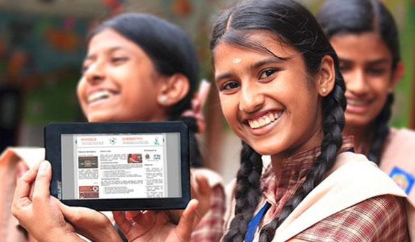 Digital revolution in Andhra Pradesh education,Education system,Corporate education, government schools