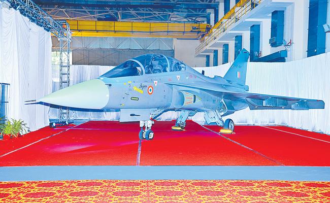 Tejas Aircraft,Indian Air Force Tejas Delivery,HAL's Tejas for IAF