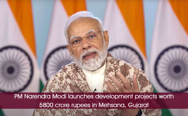 PM Narendra Modi launches development projects worth 5800 crore rupees in Mehsana, Gujarat
