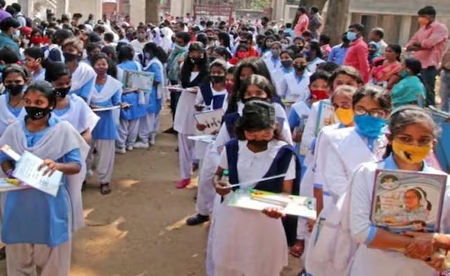 Delhi Primary School Holidays,  Delhi Primary School Holidays Extended until 10th, School Holidays announced by government, Updated Holiday Announcement: Delhi Primary Schools,  
