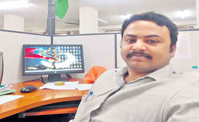 Young Man's Journey to Six Government Roles, Young Achiever Lands Six Government Jobs Against the Odds, government jobs success story telugu news telugu, Job Success: Confidence and Perseverance Pay Off, 