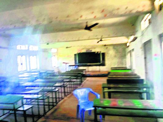 Inconveniences in BED colleges   Struggling education facility for future teachers in Nizamabad Urban