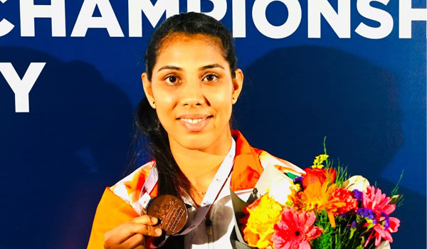 Women National Boxing Championship 2022 World Championships bronze medallist Manisha Moun registers a 5-0 win