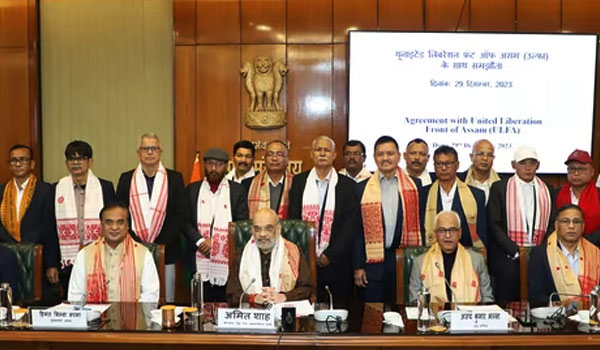 Amit Shah and Himanta Biswa Sharma oversee the crucial Assam peace accord  Peace treaty with ULFA  Union Home Minister Amit Shah at the historic peace agreement signing in Assam  