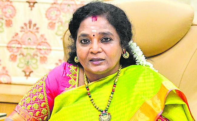 Call for laptop donations by State Governor Tamilisai Soundararajan in Hyderabad.  As a bridge between poor students and donors  Governor Tamilisai Soundararajan urges laptop donations for students.  