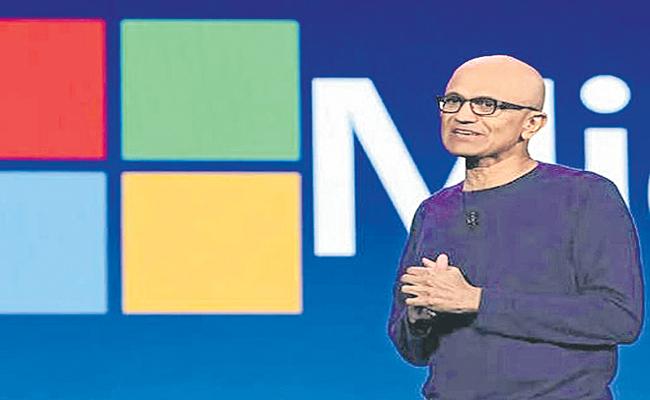 Microsoft To Train 75000 Women Developers In India  Training session for women developers