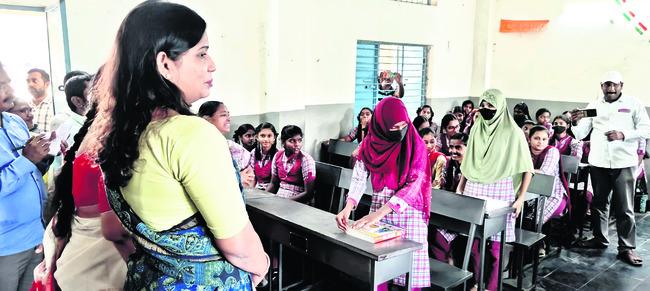 Improving school facilities  Collector Priyanka visit to Chandrugonda ZP School for inspection   School management receiving instructions