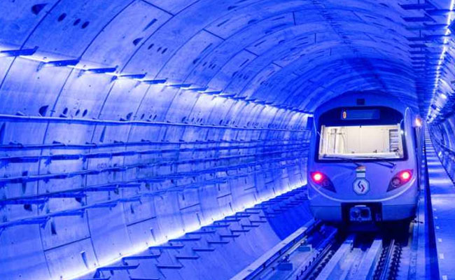 India's First Underwater Metro Launched! 
