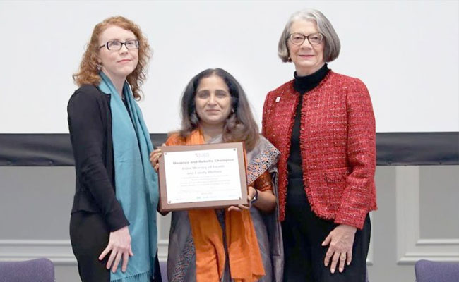 India receives ‘Measles and Rubella Champion’ Global Award