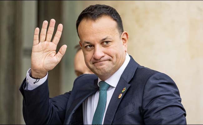 Leo Varadkar announces resignation from both Prime Minister and party president roles   Leo Varadkar announces he is stepping down as Ireland Prime Minister