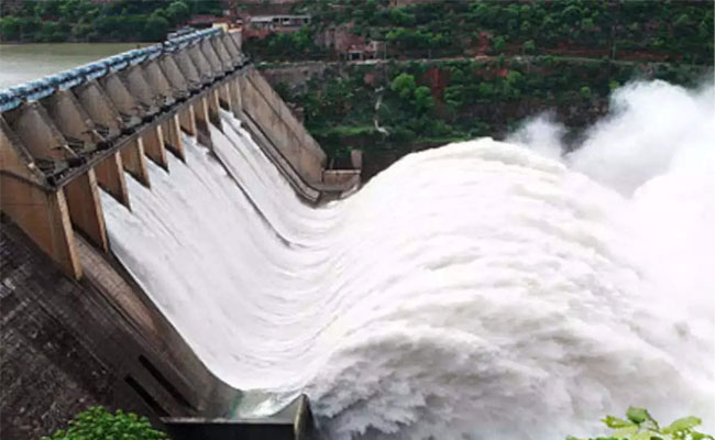 Hydroelectric power projects with aggregate capacity of 15 GW under construction