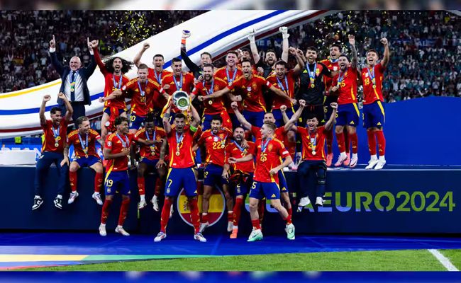 Spain stands as Euro Championship beating England