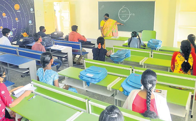 Government releases new guidelines for teacher transfers  Director of School Education Department issues order on teacher transfers  New teacher transfer guidelines effective from August 12 to August 14  Government has given new guidelines based on the opinions of teachers