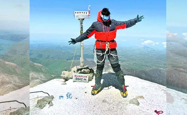 Telangana's Saiteja who climbed Elbrus