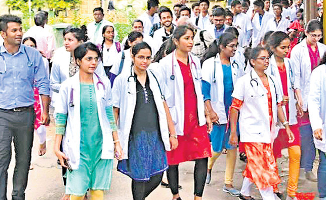 Allotment of convenor quota mbbs seats in ap govt and private medical colleges