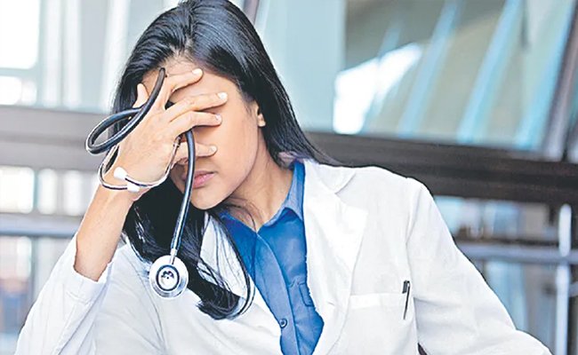 Privatization of medical colleges resulted to students and parents anger