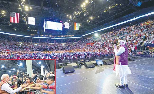 Narendra Modi addresses Indian diaspora in New York