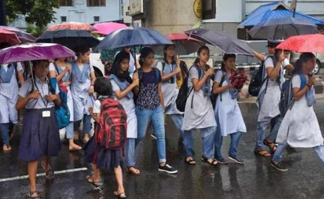 ts schools and colleges holidays due to heavy rain