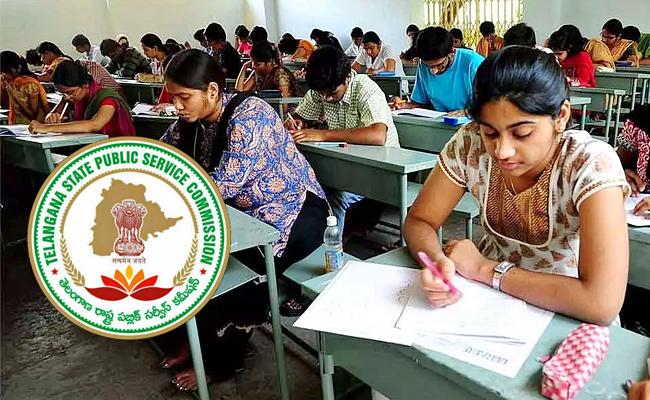 government and candidates will not hold on to Group 1 mains  Protest against Group-1 Mains exam postponement in Hyderabad