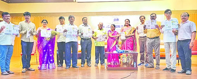 Students can do wonders if they are encouraged  Hyderabad DEO Rohini releasing school question paper at Raj Bhavan Government School  