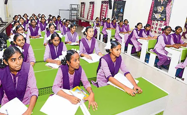 Government trials of extending the duration of working hours in high school