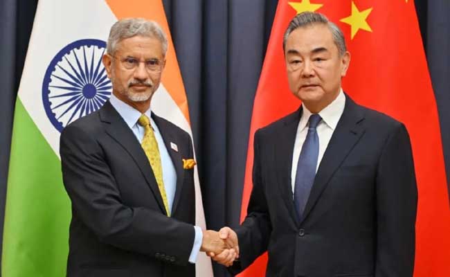 India-China direct flight, Mansarovar Yatra to resume soon  Indian Foreign Minister Jai Shankar and Chinese Foreign Minister Wang Yi at G20 conference G20 conference in Brazil with India-China diplomatic discussions  