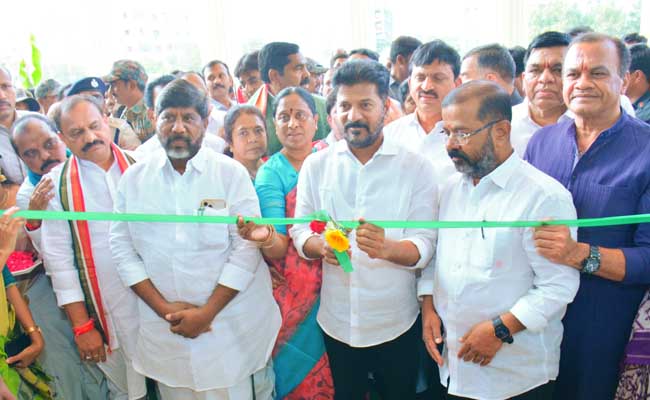 CM Revanth Reddy inaugurates Kaloji Kalakshetram in Hanamkonda Chief Minister Revanth Reddy inaugurates Kaloji Kalakshetra in Hanmakonda 