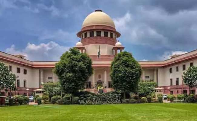 Supreme Court Cancels Land Allotment to Journalists, Housing Societies