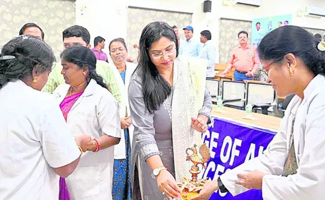 Launch of government nursing colleges in telangana