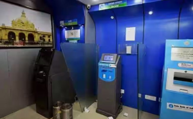 Decreasing in the number of atm s in telangana due to digital payments