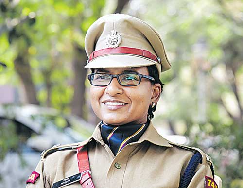 nithya radhakrishnan ips telugu story